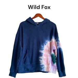 WildFox tie dye sweatshirt hoodie size L
